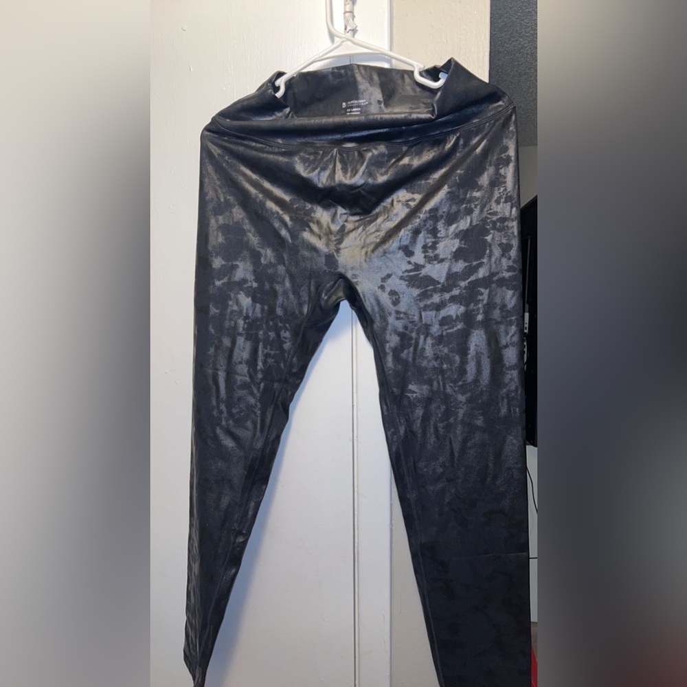 Emerge leggings NWOT